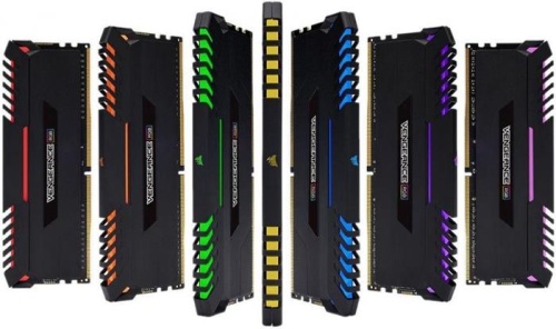 Модуль памяти DDR4 Corsair 4x8Gb CMR32GX4M4Z3200C16 фото 2