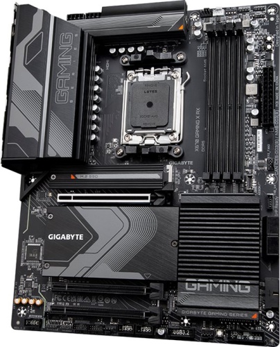 Мат. плата SocketAM5 GIGABYTE X670 GAMING X AX фото 3