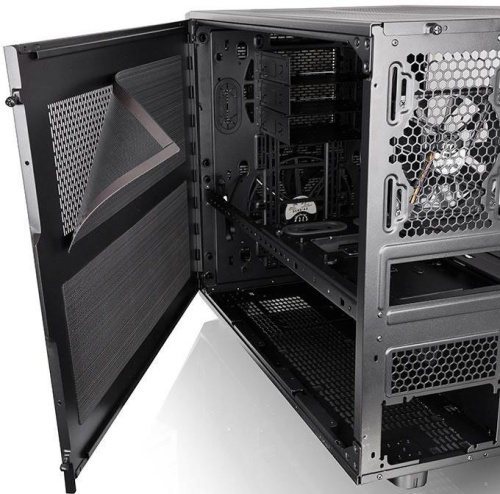 Корпус Bigtower Thermaltake Core X9 CA-1D8-00F1WN-00 фото 6