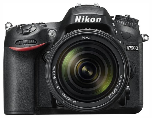 Цифровой фотоаппарат Nikon D7200 черный VBA450KR01