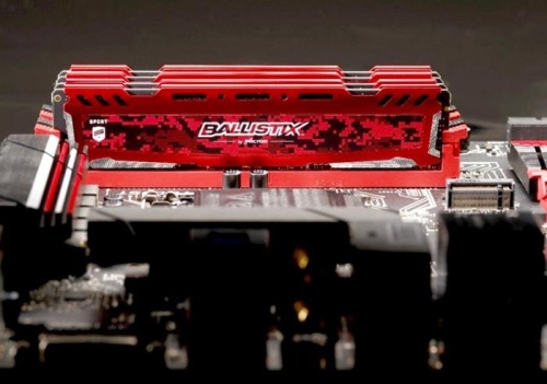 Модуль памяти DDR4 Crucial 8Gb BLS8G4D30AESEK RTL фото 3 Модуль памяти DDR4 Crucial 8Gb BLS8G4D30AESEK RTL фото 3