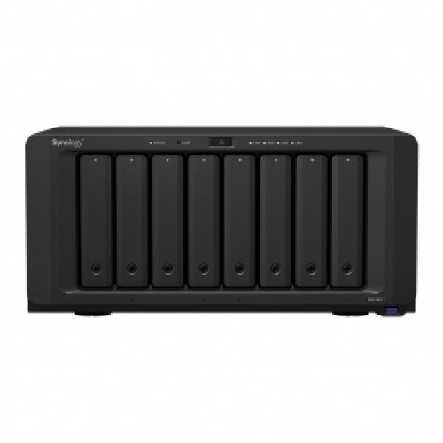 Сетевое хранилище данных (NAS) Synology DS1821+