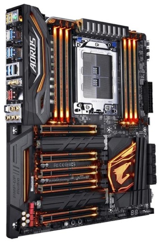 Мат. плата SocketTR4 GIGABYTE GA-X399AORUSGAMING7 фото 3